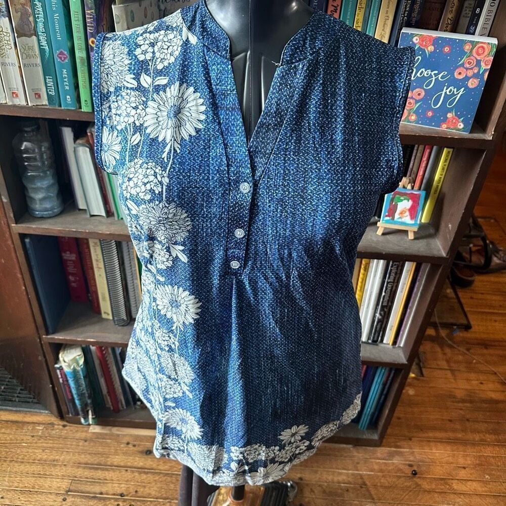 Lily by Firmiana watercolor Daisy sleeveless L tunic